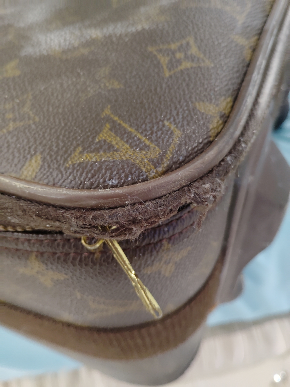 Louis Vuitton Pegasus 55 - Picture 11 of 12